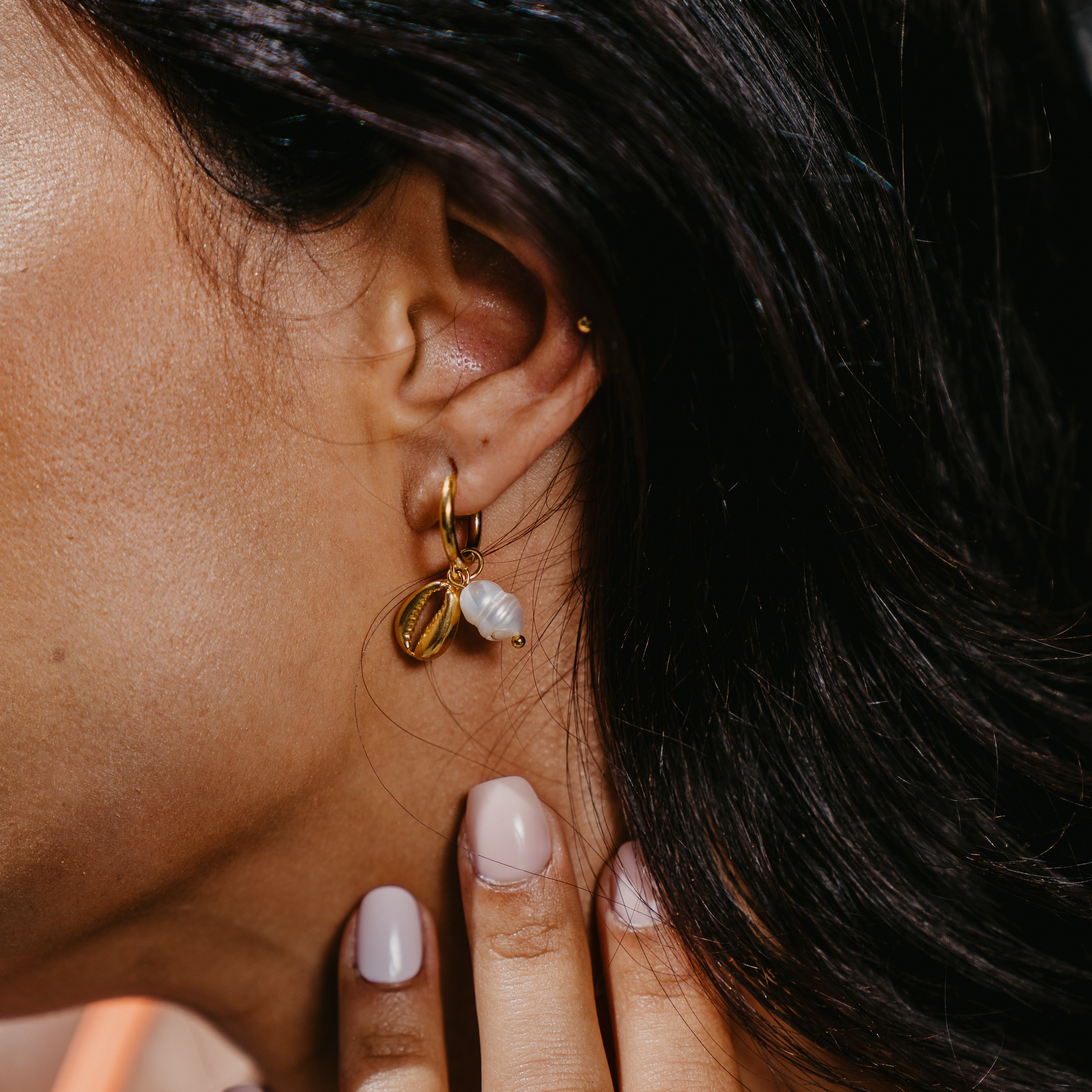 MARINA DANGLE HOOPS