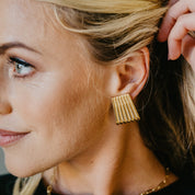 CHAMPAGNE EARRINGS