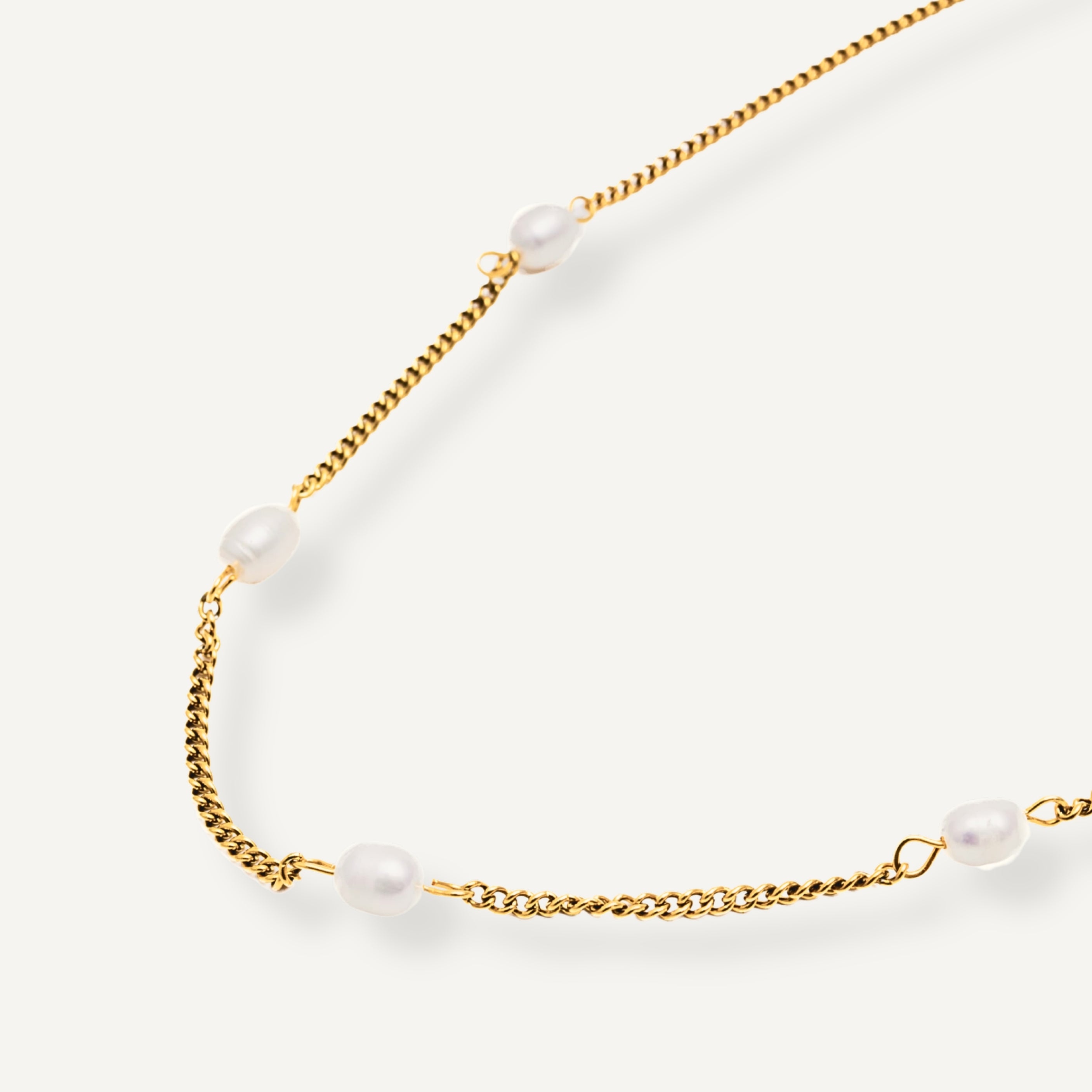 JULIA FRESHWATER PEARL CHAIN