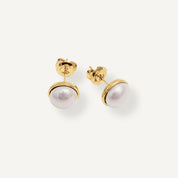 VALENTINA PEARL STUDS