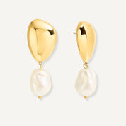 GENEVIEVE PEARL DANGLE EARRINGS