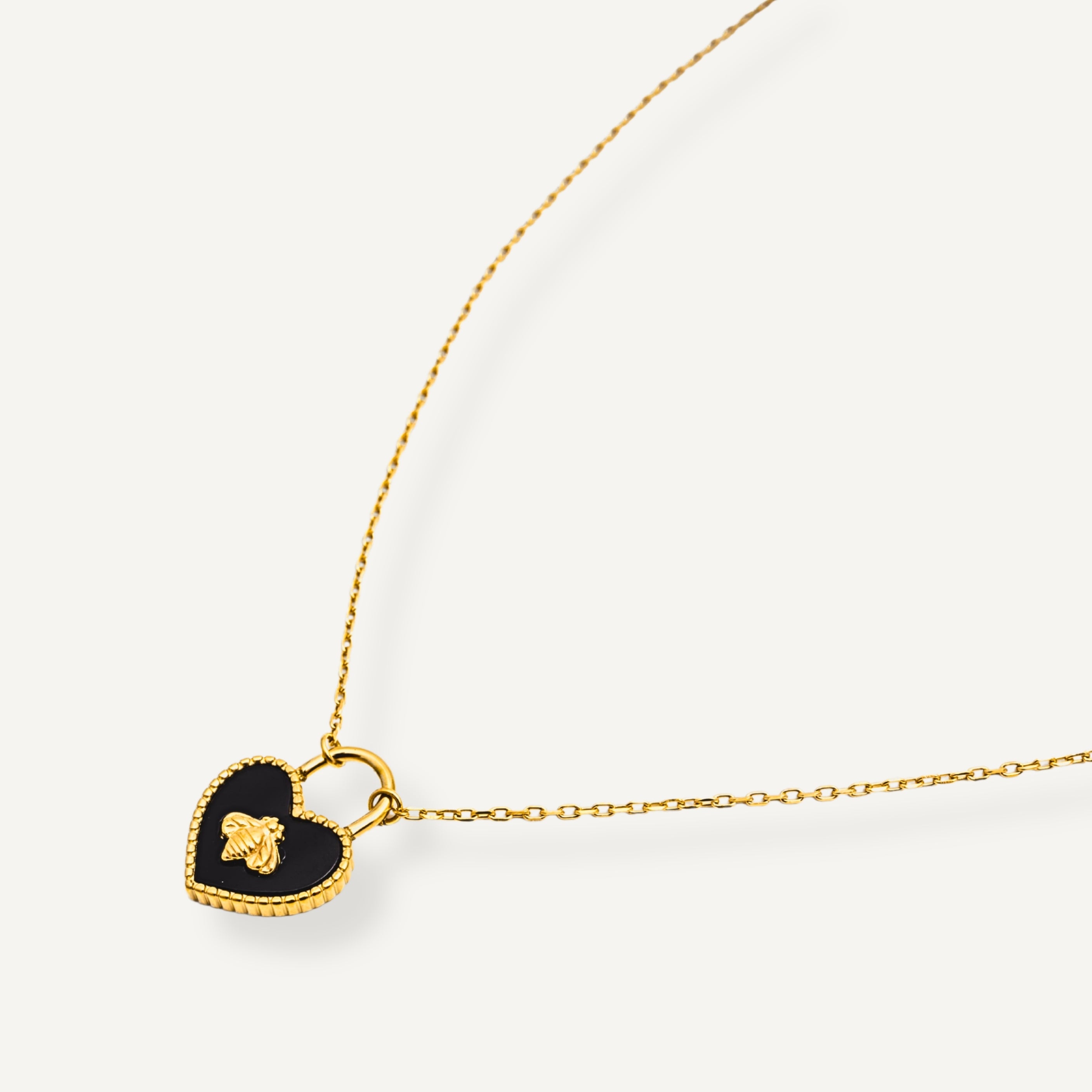 QUEEN BEE NECKLACE