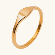 Dani Signet Ring - Water & Tarnish Proof