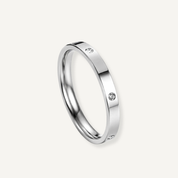 SILVER CHLOE BAND RING