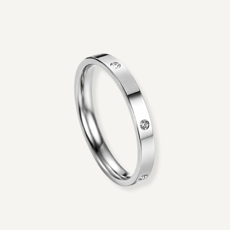 SILVER CHLOE BAND RING