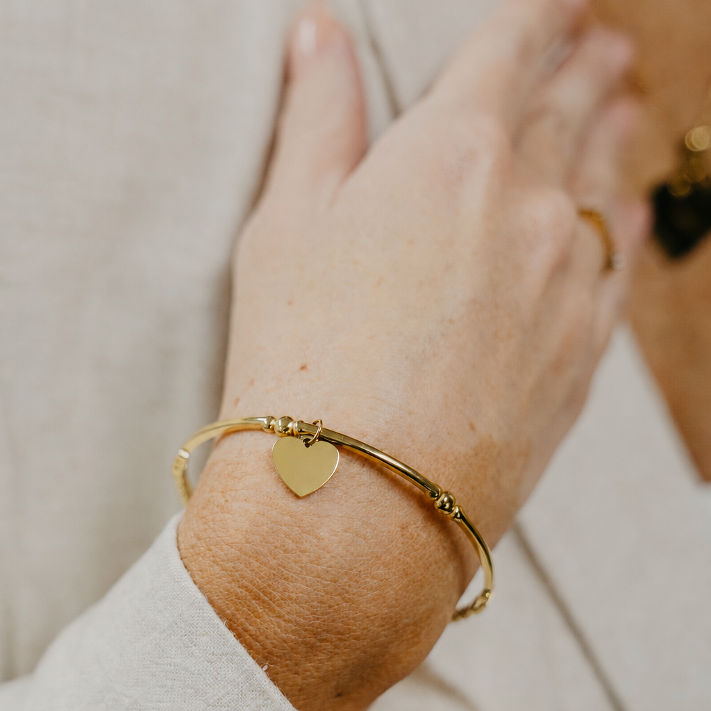 PERSONALISED HEART BANGLE (FREE ENGRAVING)