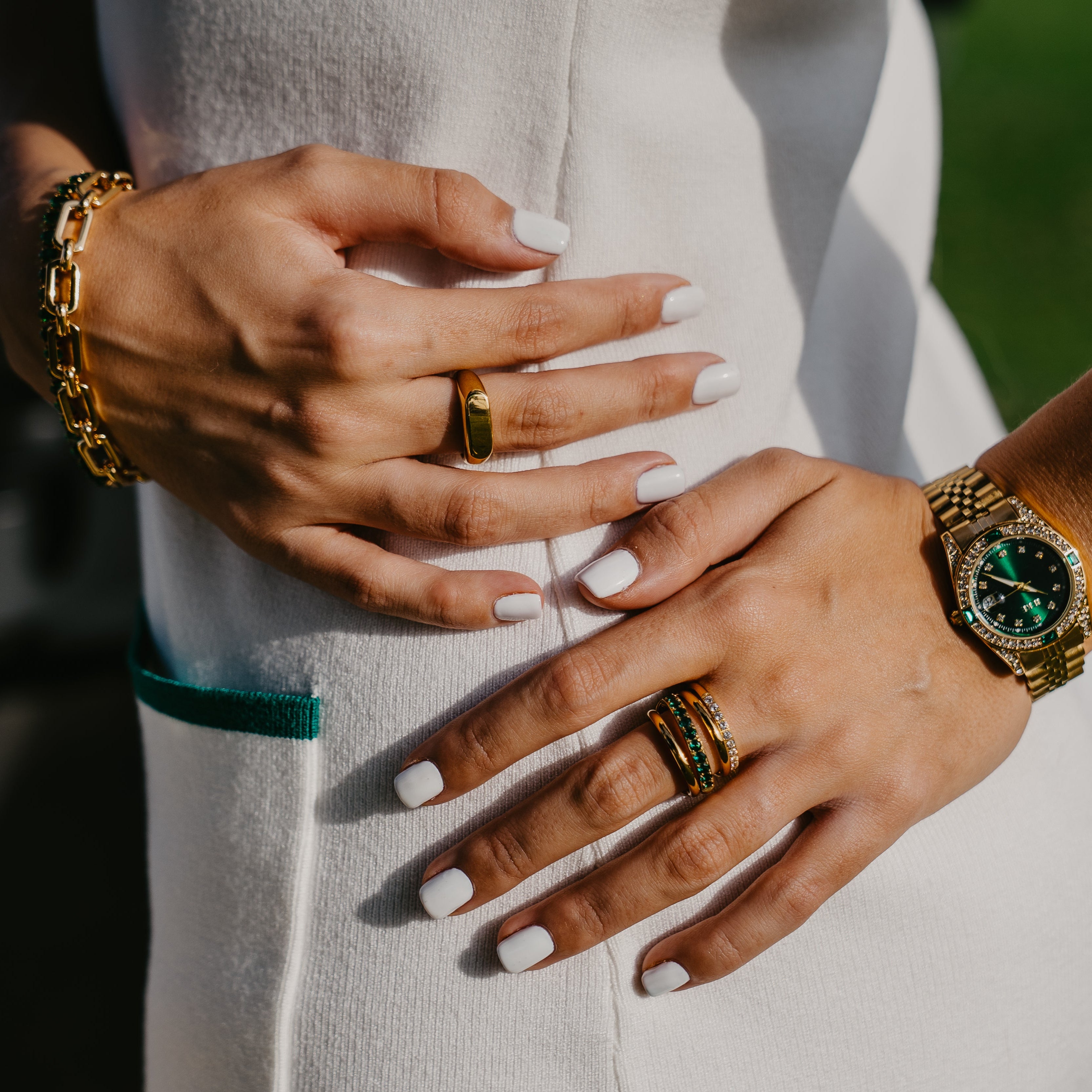 BELMONT SIGNET RING