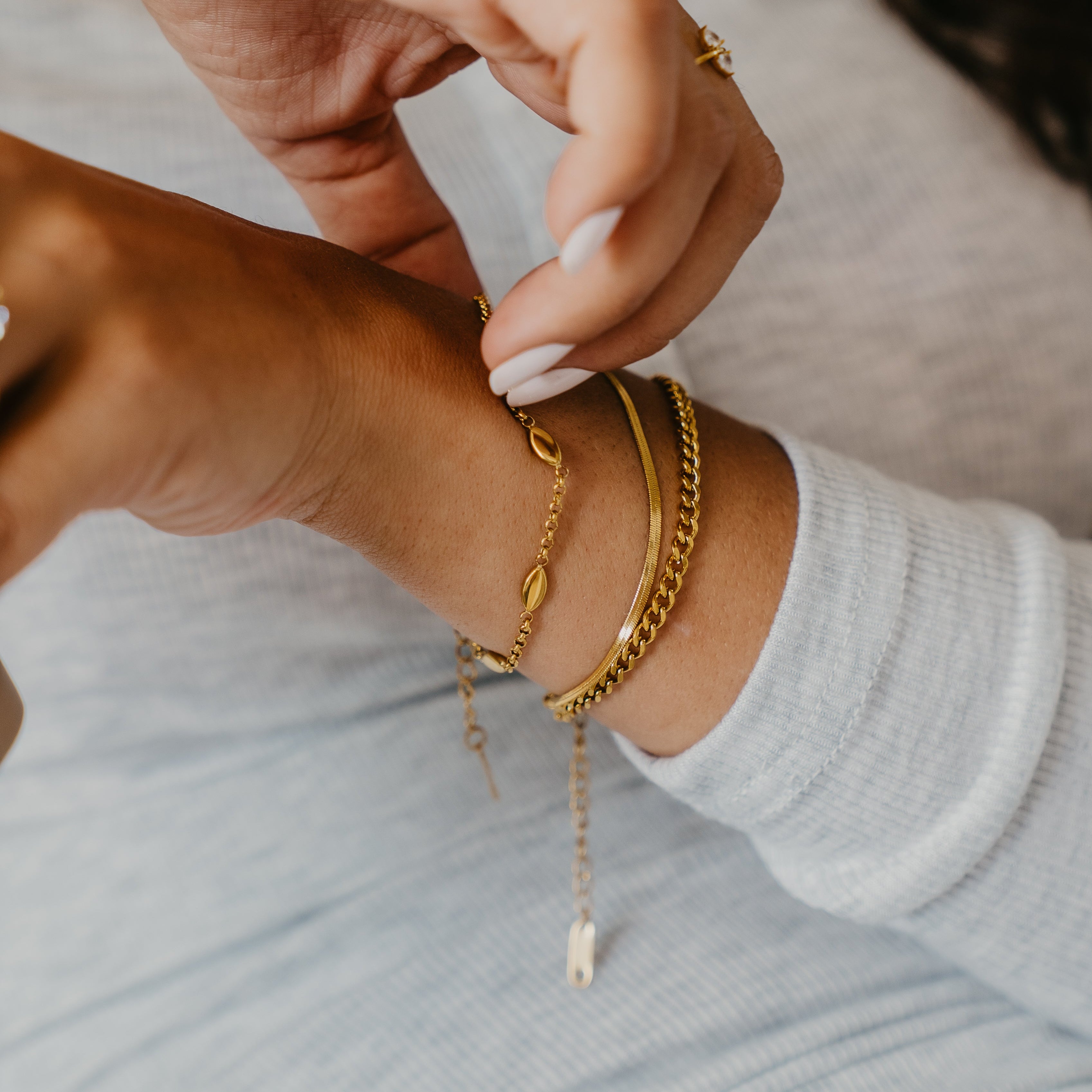 BECCA LAYERED BRACELET