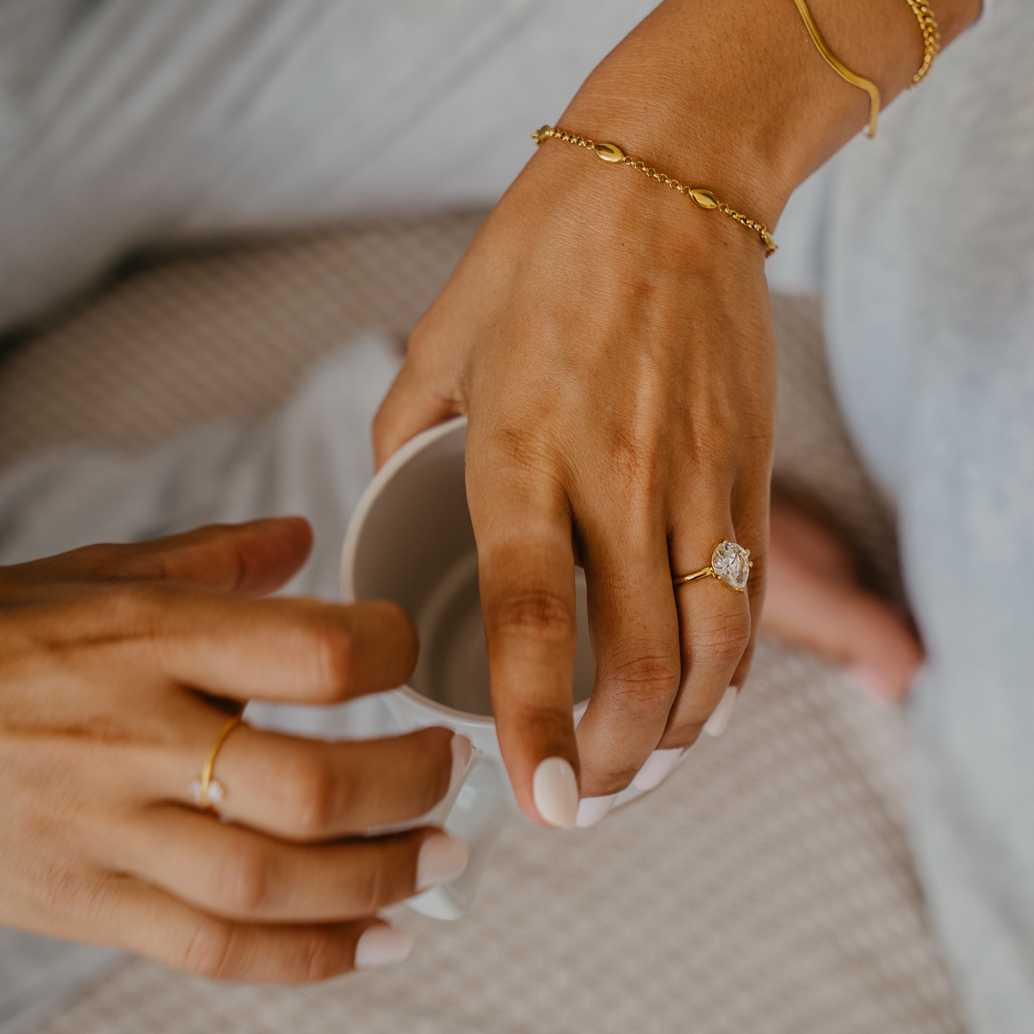 AMELIA AAA-GRADE CZ TRAVEL RING