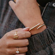 THE FIFTH AVENUE BANGLE