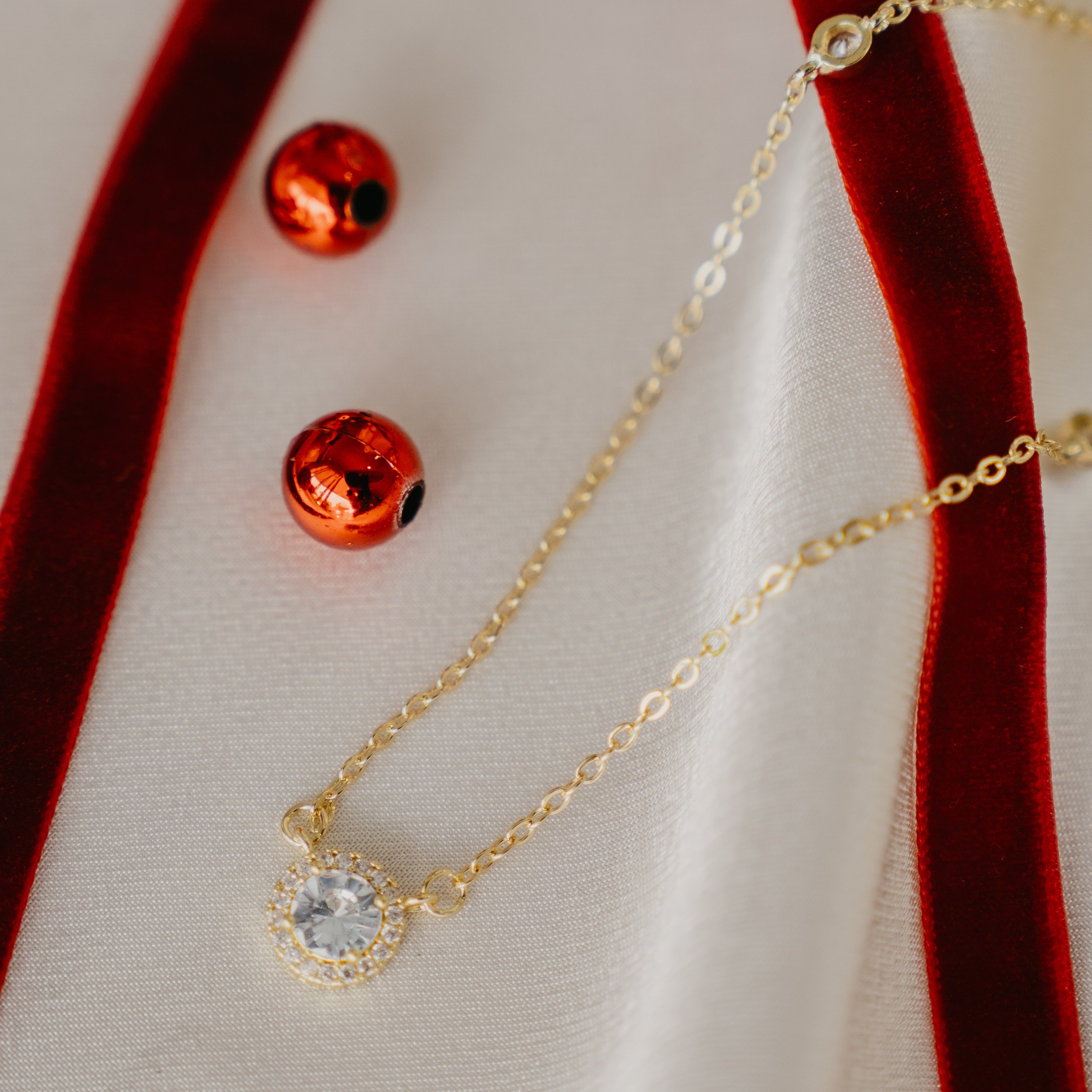 CUBIC ZIRCONIA NECKLACE: 12 DAYS OF CHRISTMAS ✨