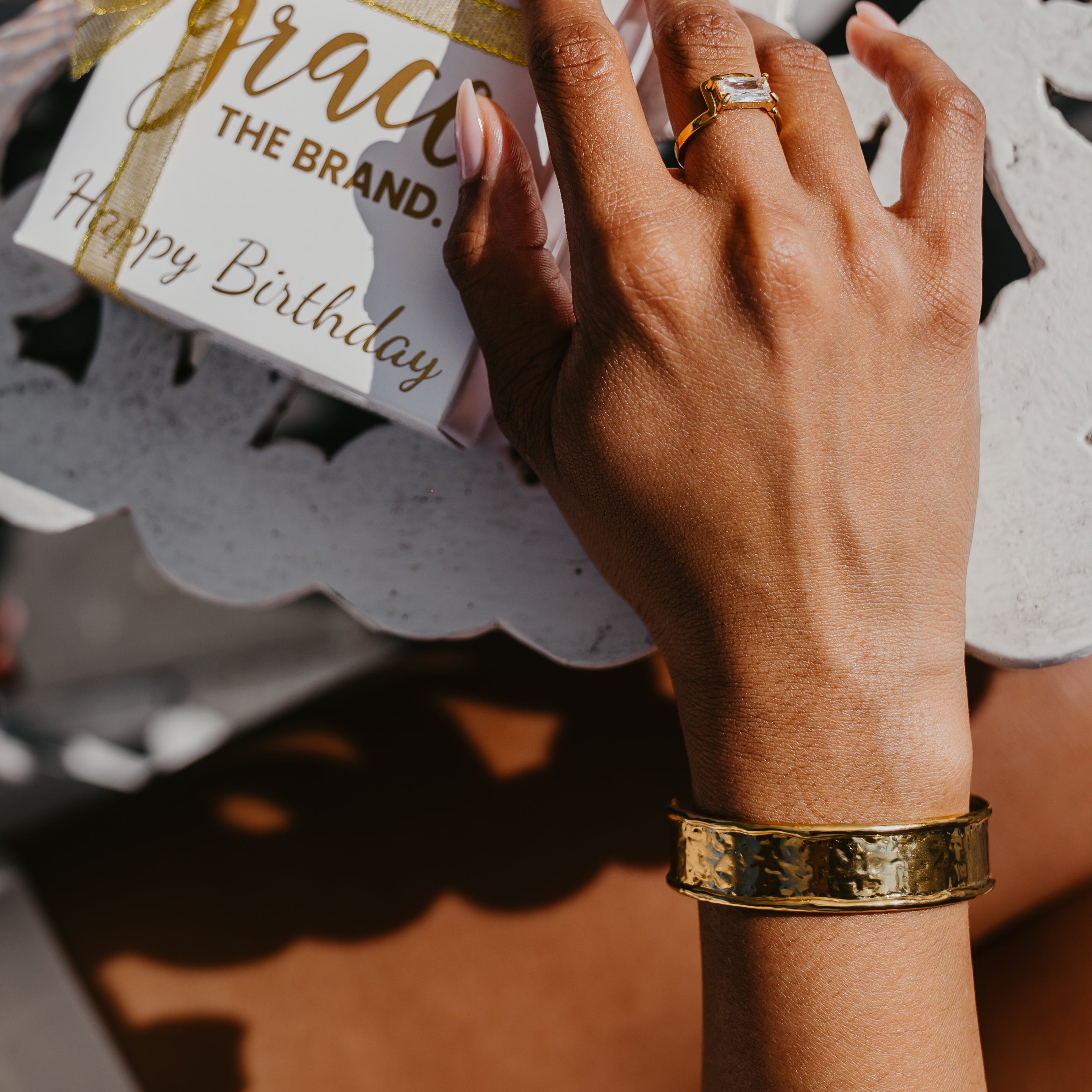 VIGNE CUFF BANGLE
