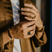 HOMME MENS BLACK SIGNET