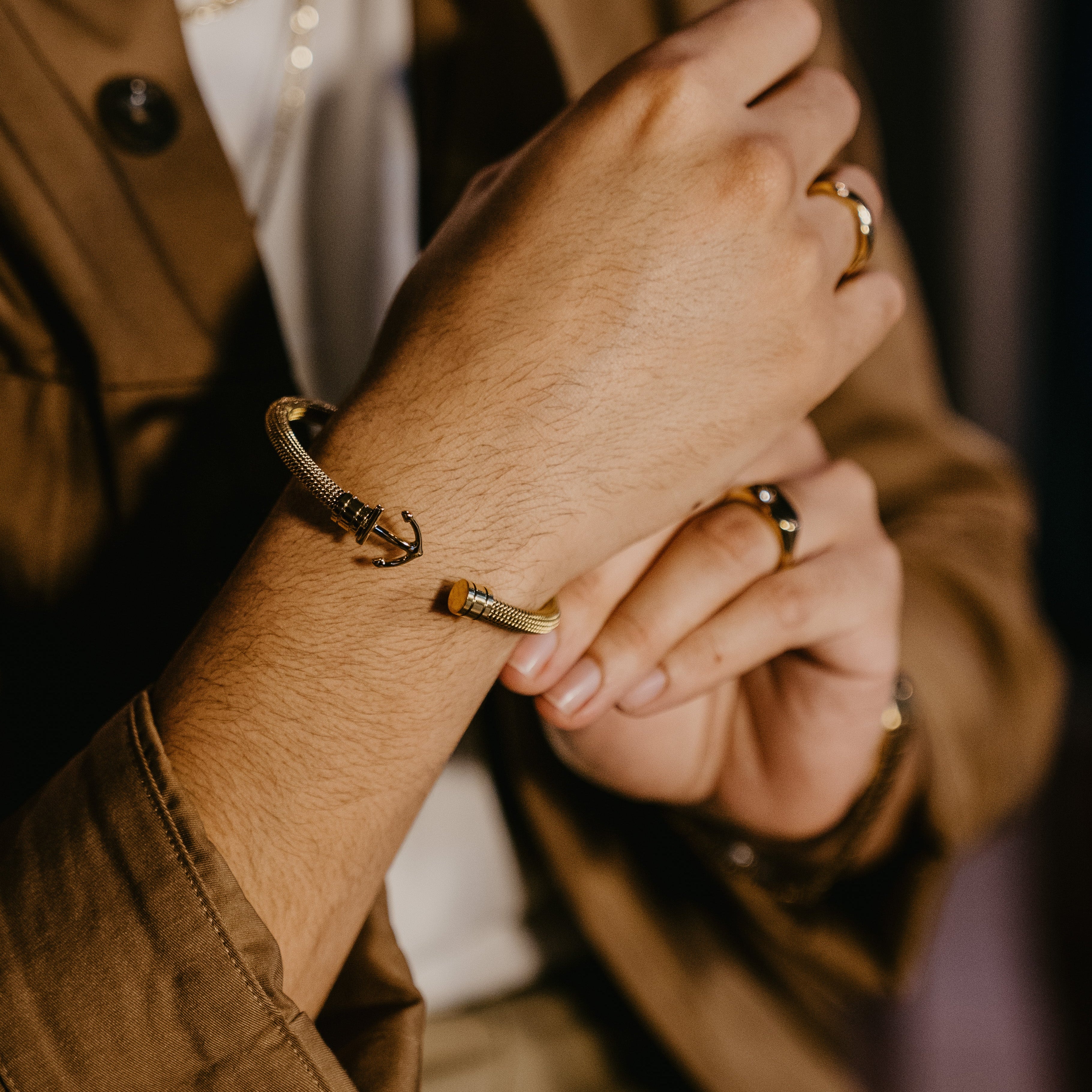 HOMME MENS ANCHOR BANGLE