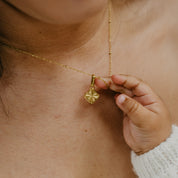 PERSONALISED CLOVER NECKLACE (FREE ENGRAVING)