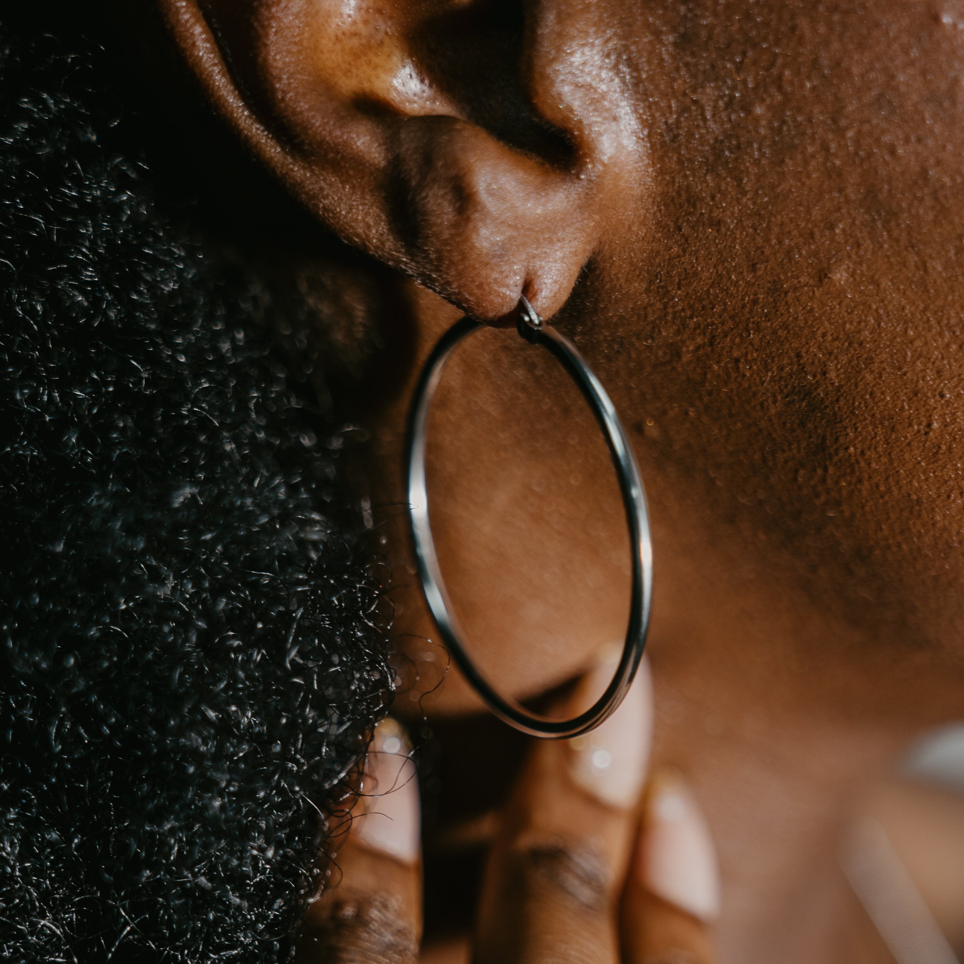 SILVER QUARTERLY HOOPS